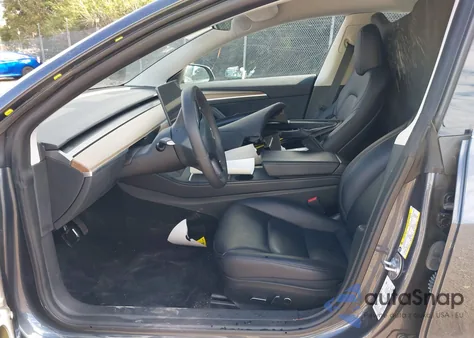 2023 Tesla Model 3 Rear-Wheel Drive z USA, uszkodzony, nr VIN 5YJ3E1EA9PF653721